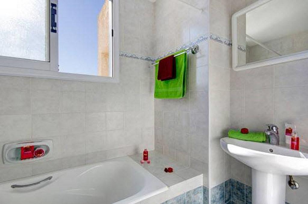 Philippos Paphos Villas - Villa 3 Экстерьер фото