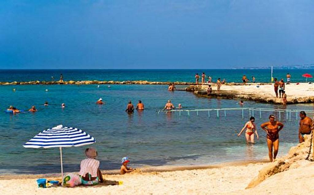 Philippos Paphos Villas - Villa 3 Экстерьер фото